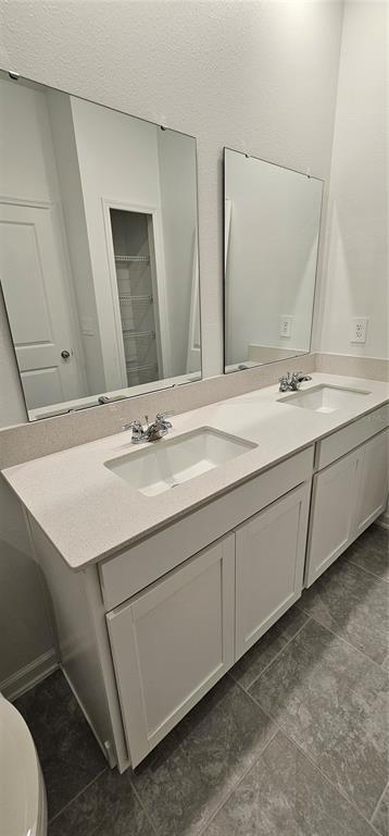 Building Photo - 2732 Gentle Rain Dr