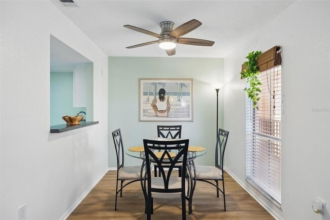 Building Photo - 8911 Blind Pass Rd