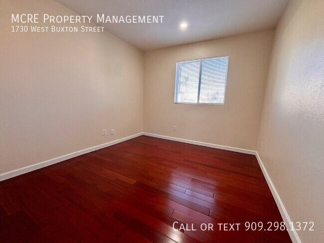 Building Photo - 1730 W Buxton St