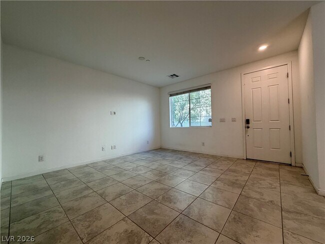 Building Photo - 965 Nevada State Dr