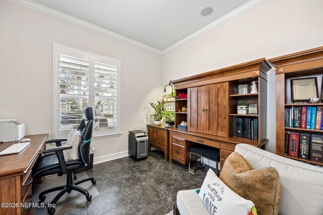 Building Photo - 45 Tamarac Ave