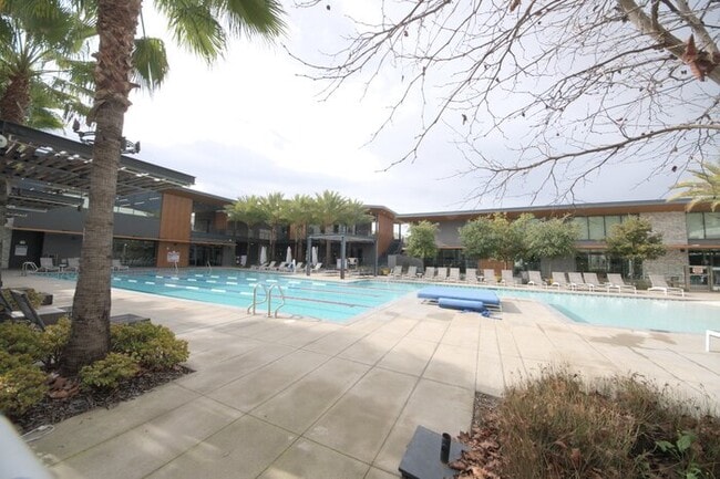 Building Photo - Dublin 3 stories 3 Beds, 3.5 Baths Townhouse in Boulevard community for rent