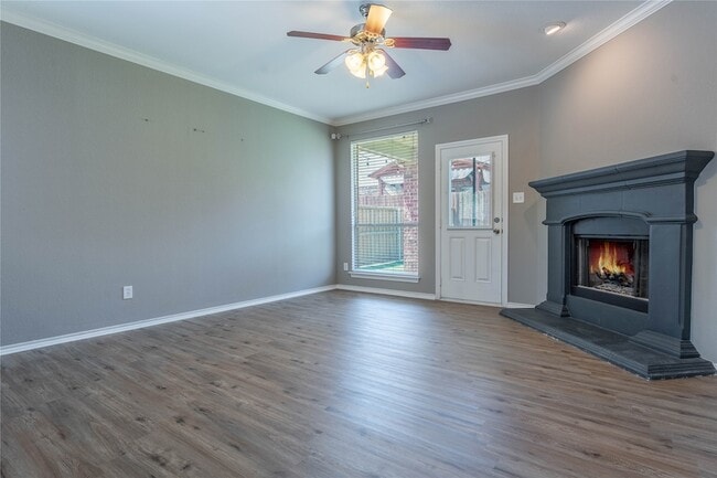 Building Photo - 2401 Spruce Springs Way
