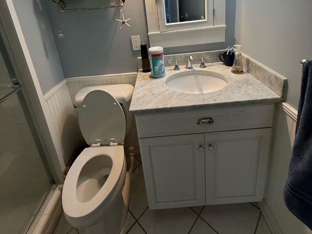 Building Photo - 1733 Ellenwood Dr NE