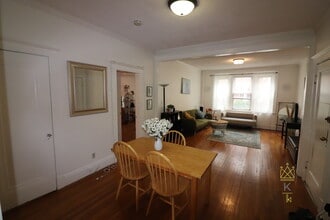 Building Photo - 44 Longwood Ave