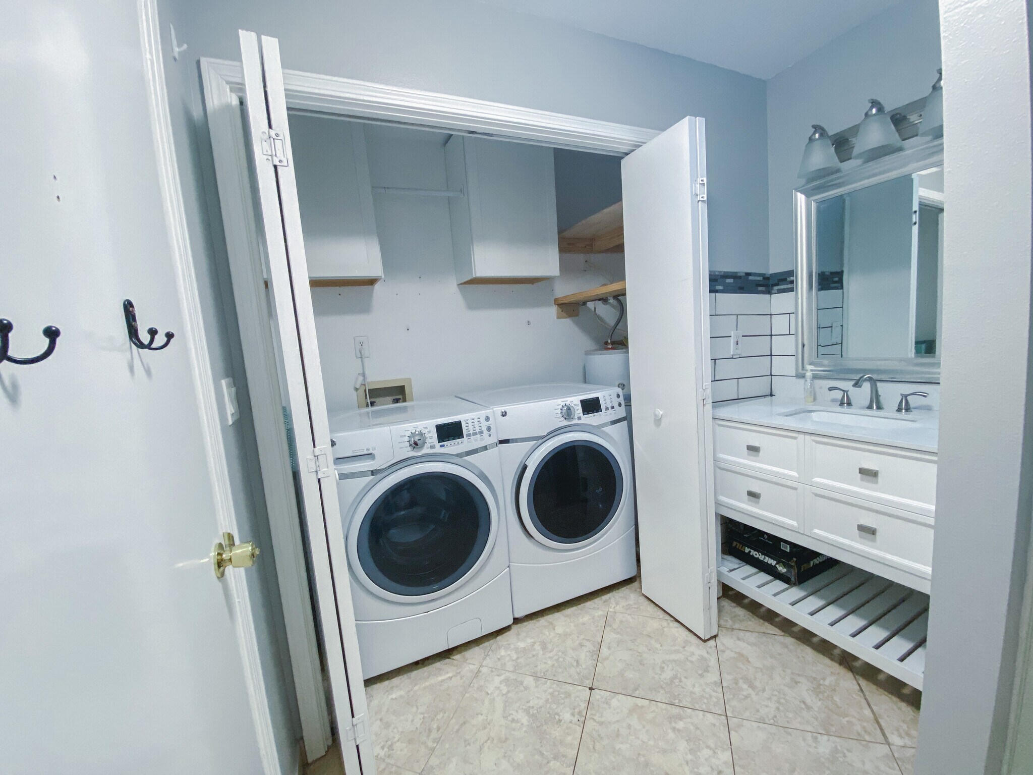 Building Photo - 63 Pine Ridge Trce