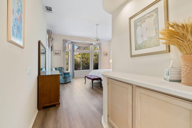 Building Photo - 37468 Westridge Ave