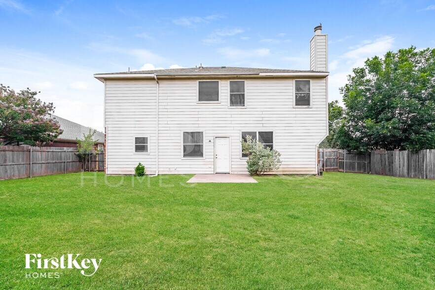 Building Photo - 962 Heather St