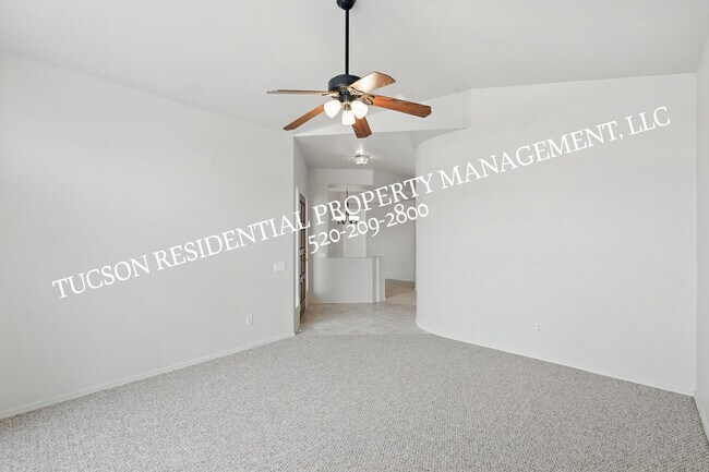 Building Photo - 11399 Silver Pheasant Loop