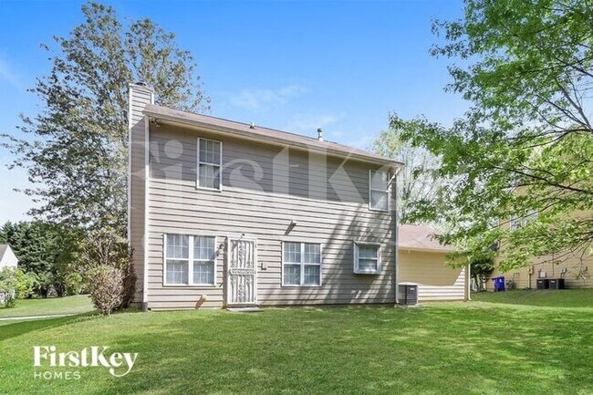 Building Photo - 8124 Valley Ridge Dr