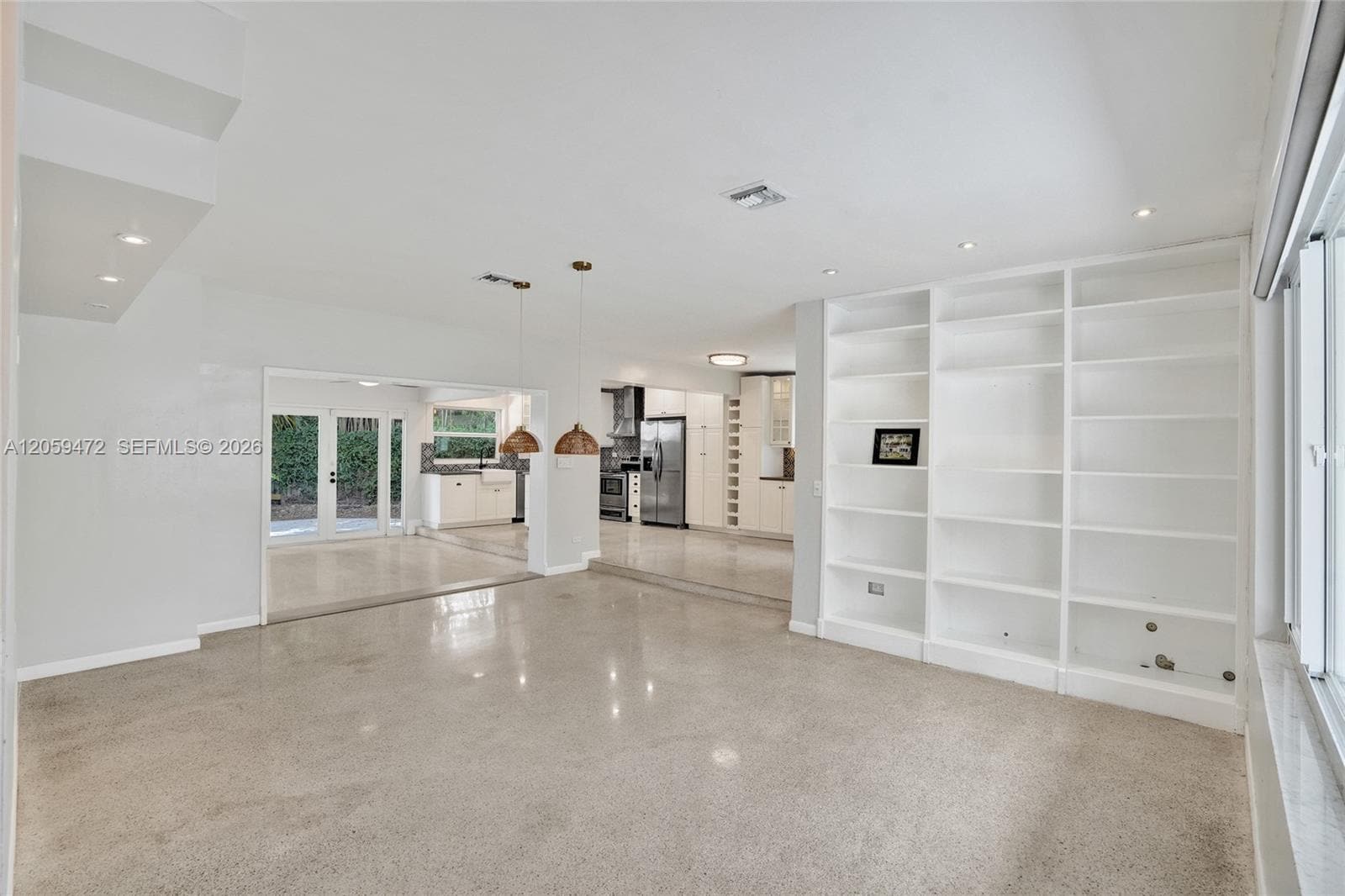 Building Photo - 9350 SW 48th St