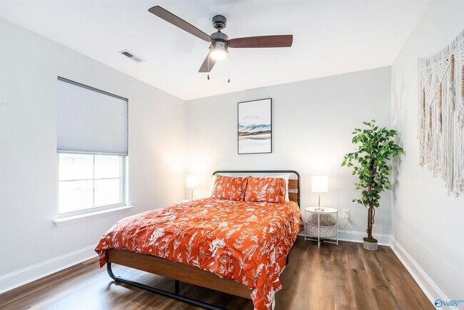 Building Photo - 265 Harold Murphy Dr