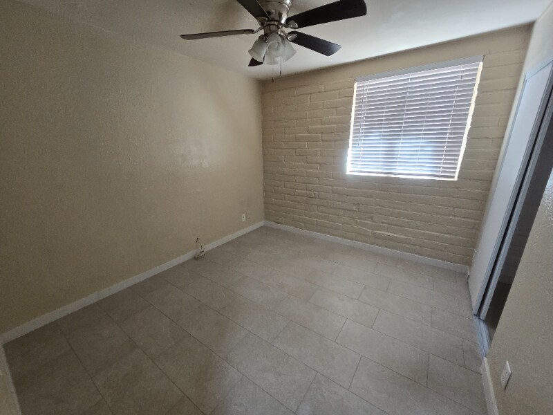 Building Photo - 14602 N 30th Dr