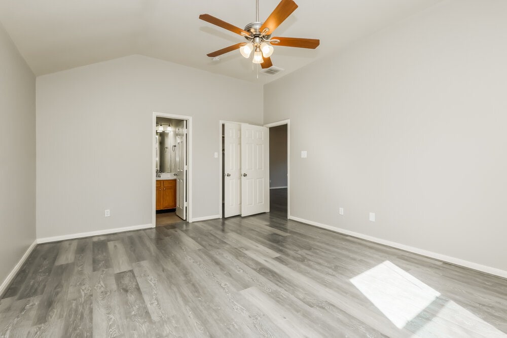 Building Photo - 11747 Elizabeth Ct