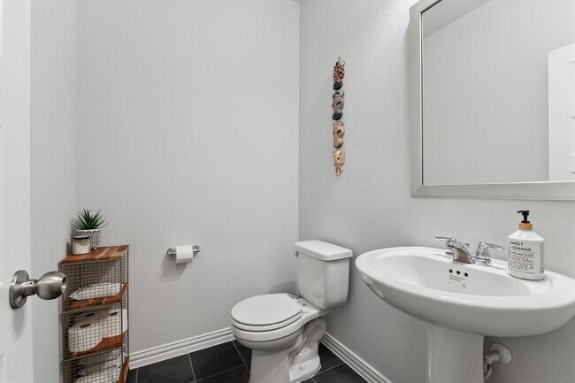 Building Photo - 3520 Jasperstone Ln