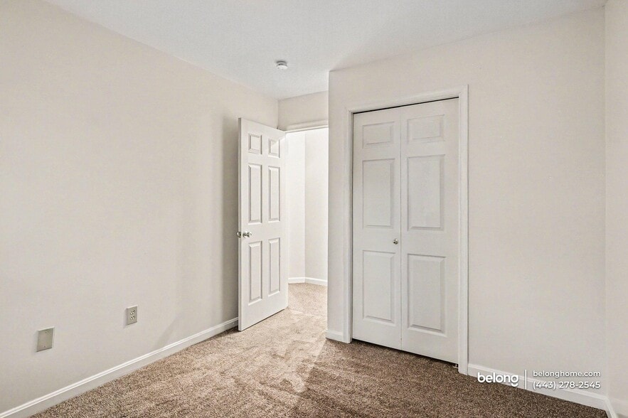 Building Photo - 123 Goucher Terrace