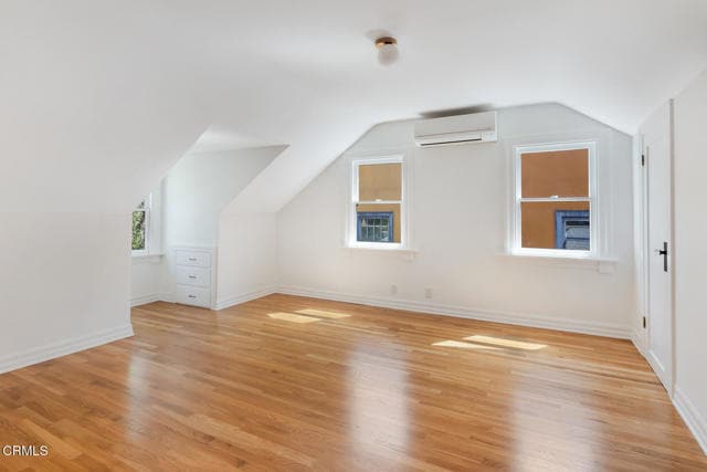 Building Photo - 1307 Lucile Ave