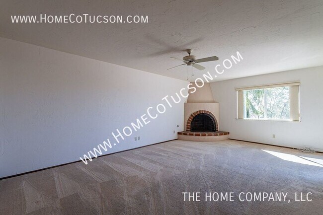 Building Photo - 5411 N Sundance Pl