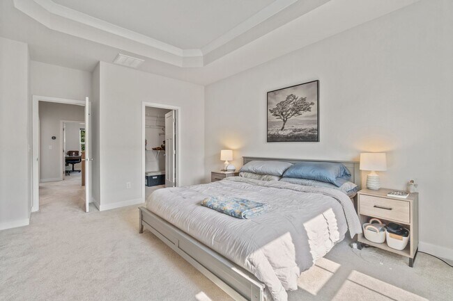 Building Photo - 2694A Azalea Garden Road