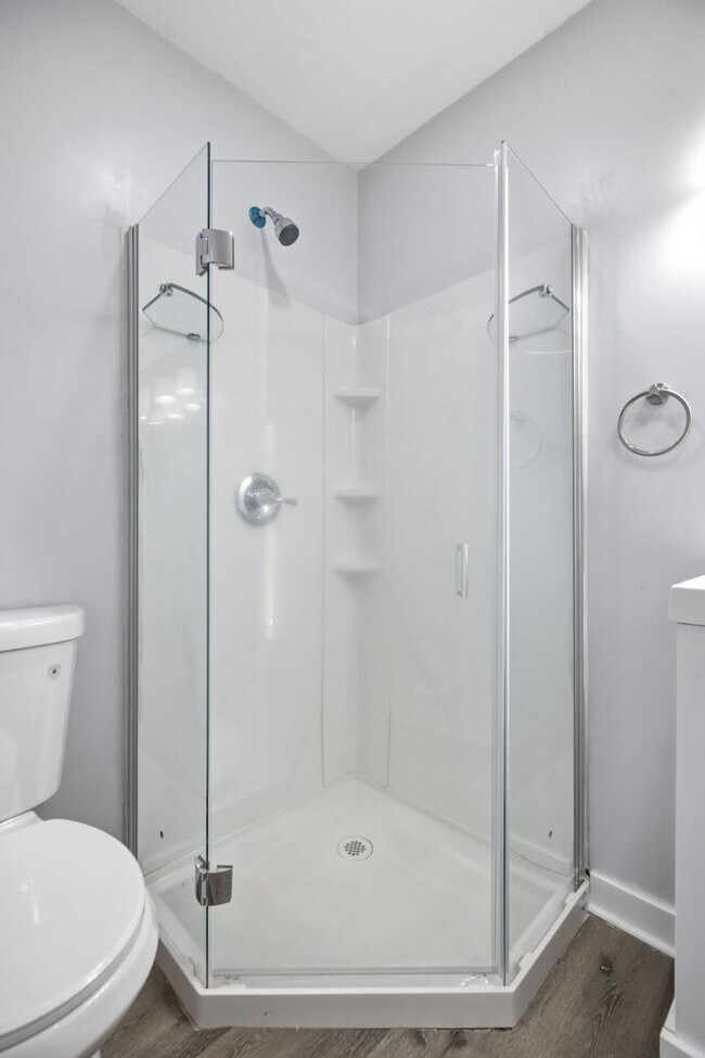 Building Photo - West Nashville Rental
