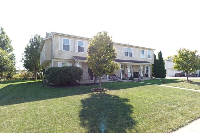 Building Photo - 116 Colonial Pkwy