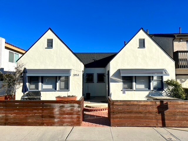 units A, B - 2053 Pierpont Blvd