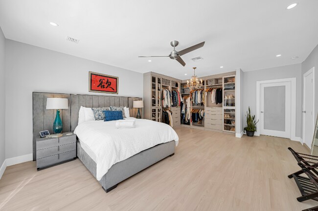 Building Photo - 1941 SW 18th Ave