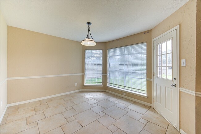 Building Photo - 4219 Margate Dr