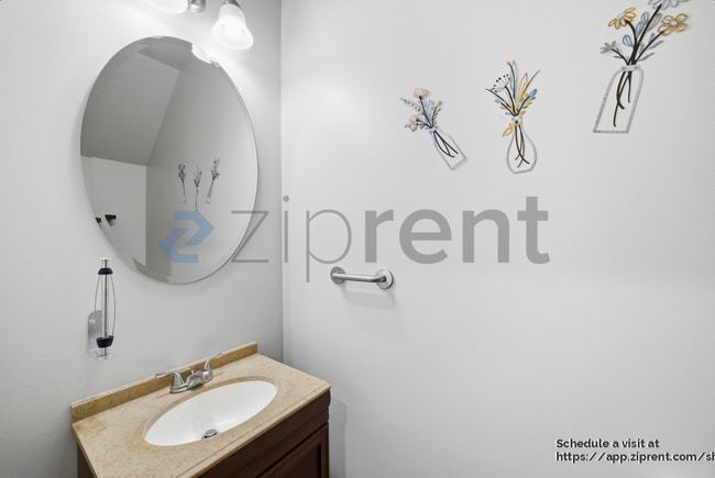 Building Photo - 1729 Ridenour Pkwy NW