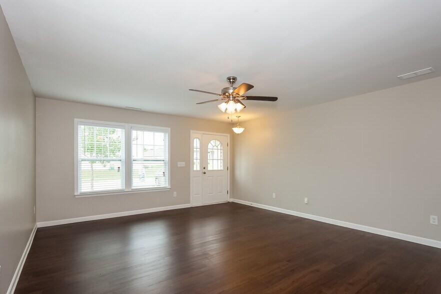 Building Photo - 1334 Haestad Ct