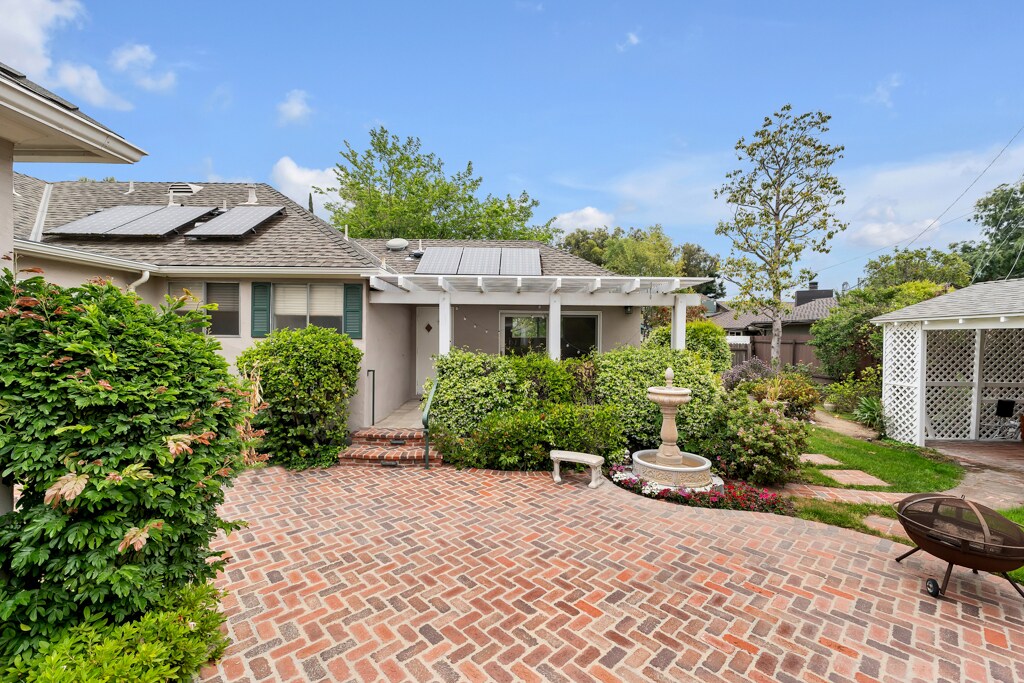 Building Photo - 4722 Forman Ave