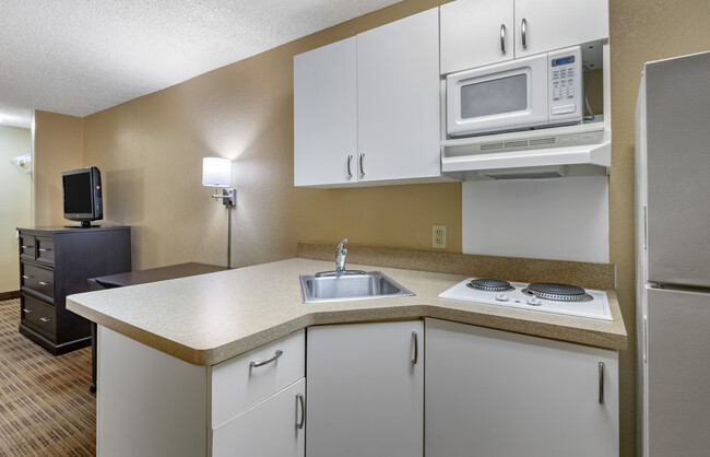 Building Photo - Furnished Studio-Orlando - Universal Studi...