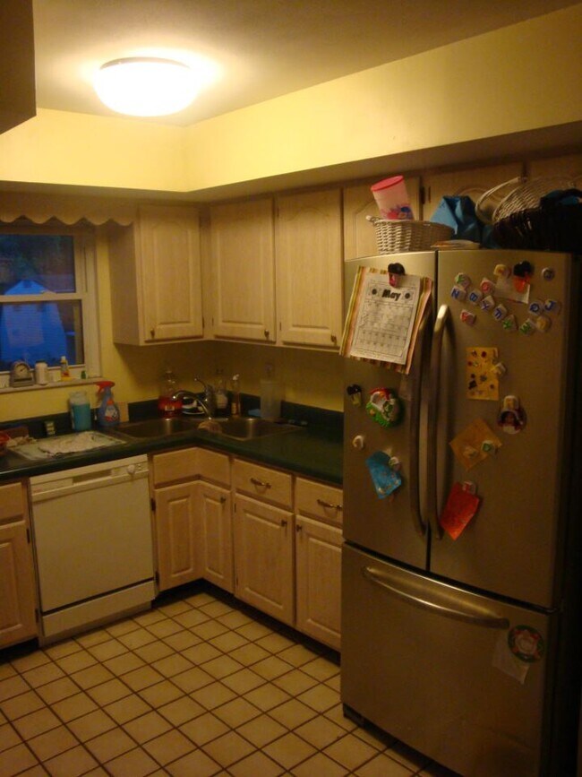 Building Photo - 1828 Marriott Ln