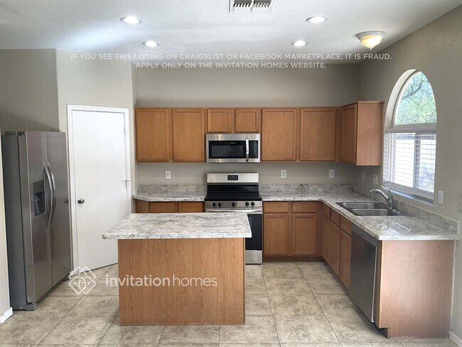 Building Photo - 40661 N Ancona Ct