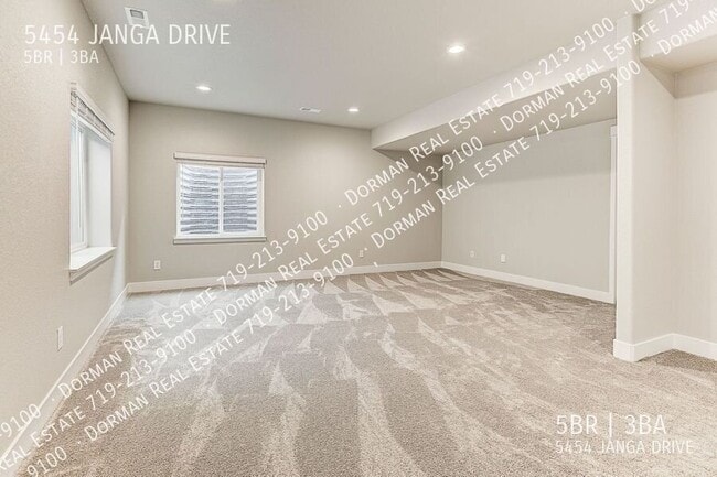 Building Photo - 5454 Janga Dr
