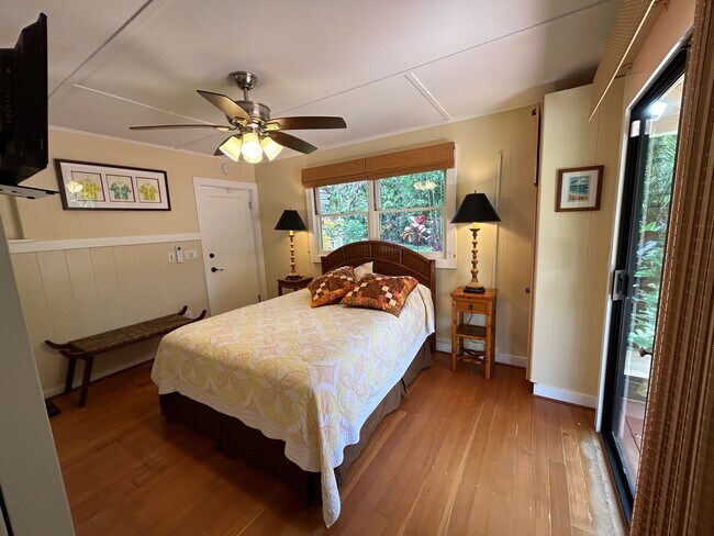 Building Photo - $2500 off 1st Months Rent!! Furnished 3 Bedroom 3 Bath Ocean View Home