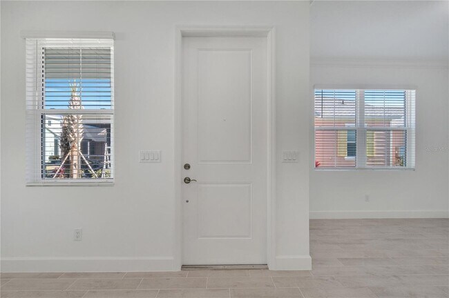 Building Photo - 520 Daiquiri Pl
