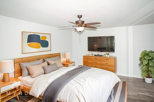 Building Photo - 10617 Caminito Cascara