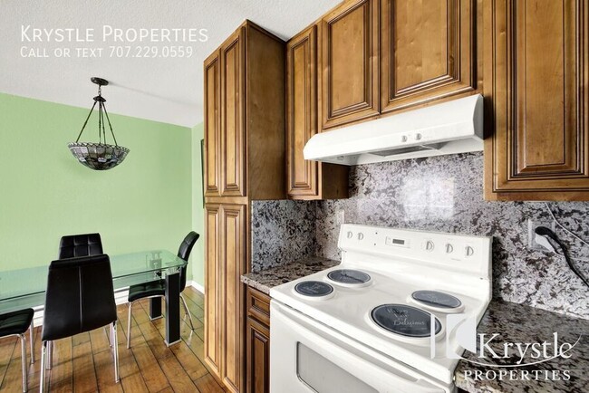 Building Photo - 175 Lighthouse Dr