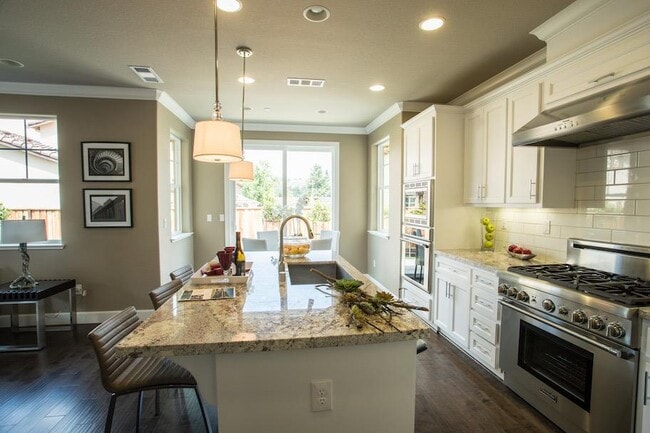 Building Photo - 6462 Almaden Rd