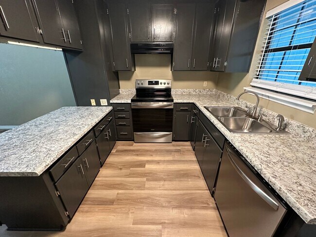 Building Photo - RUBI- BREWS. 4000