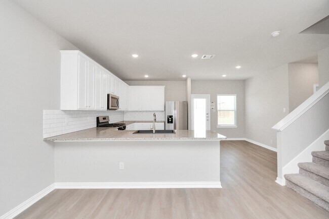 Building Photo - 27110 Bahia Grove Dr