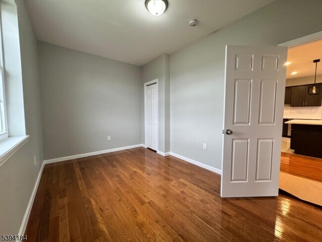 Building Photo - 61 N Grove St