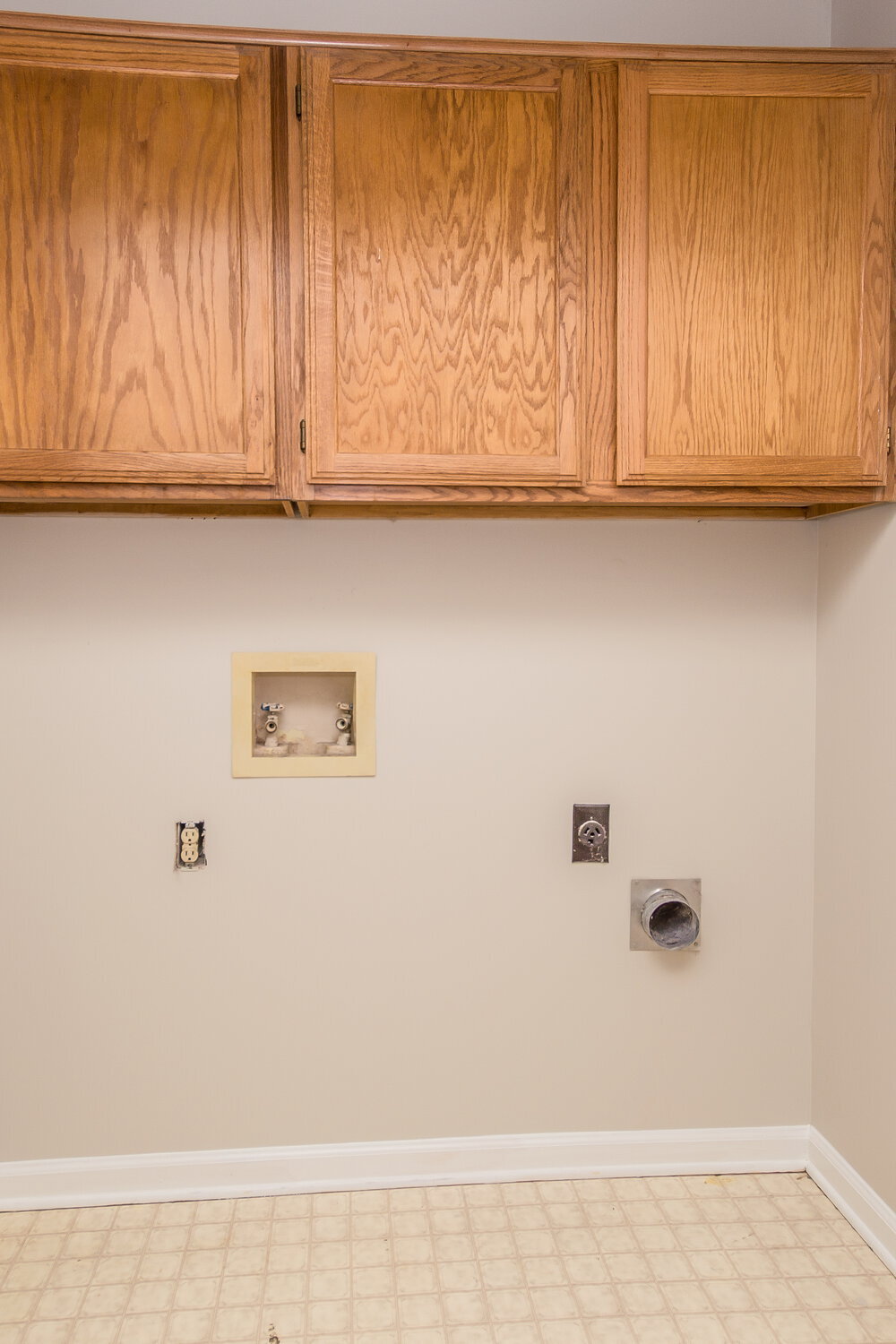 Building Photo - 390 Cherry Tree Ln