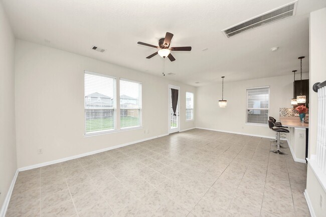 Building Photo - 19403 Tinway Ct