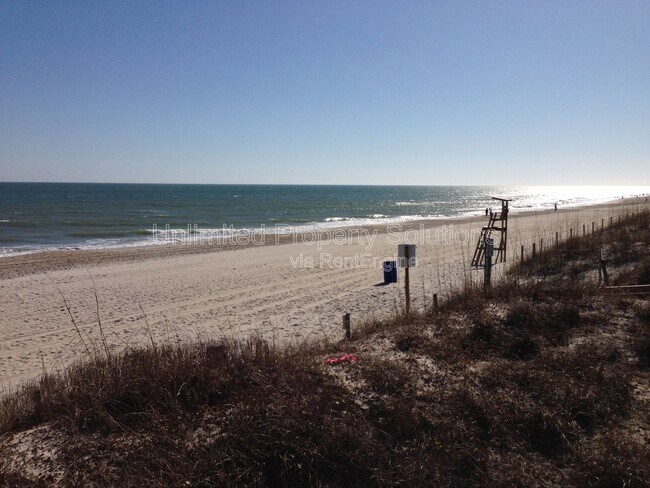 Building Photo - 204 Cape Fear Blvd