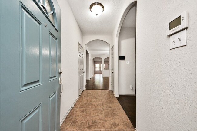 Building Photo - 26131 Travis Brook Dr