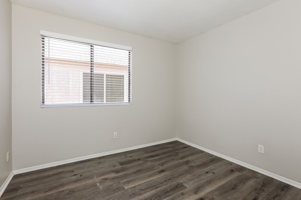 Building Photo - 8515 W Elm St