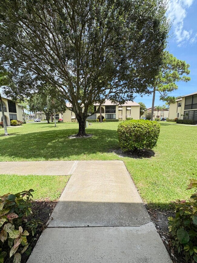 Building Photo - 3626 La Mar Ct
