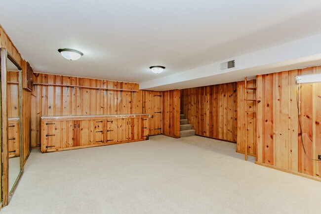 Building Photo - 4852 Carol St